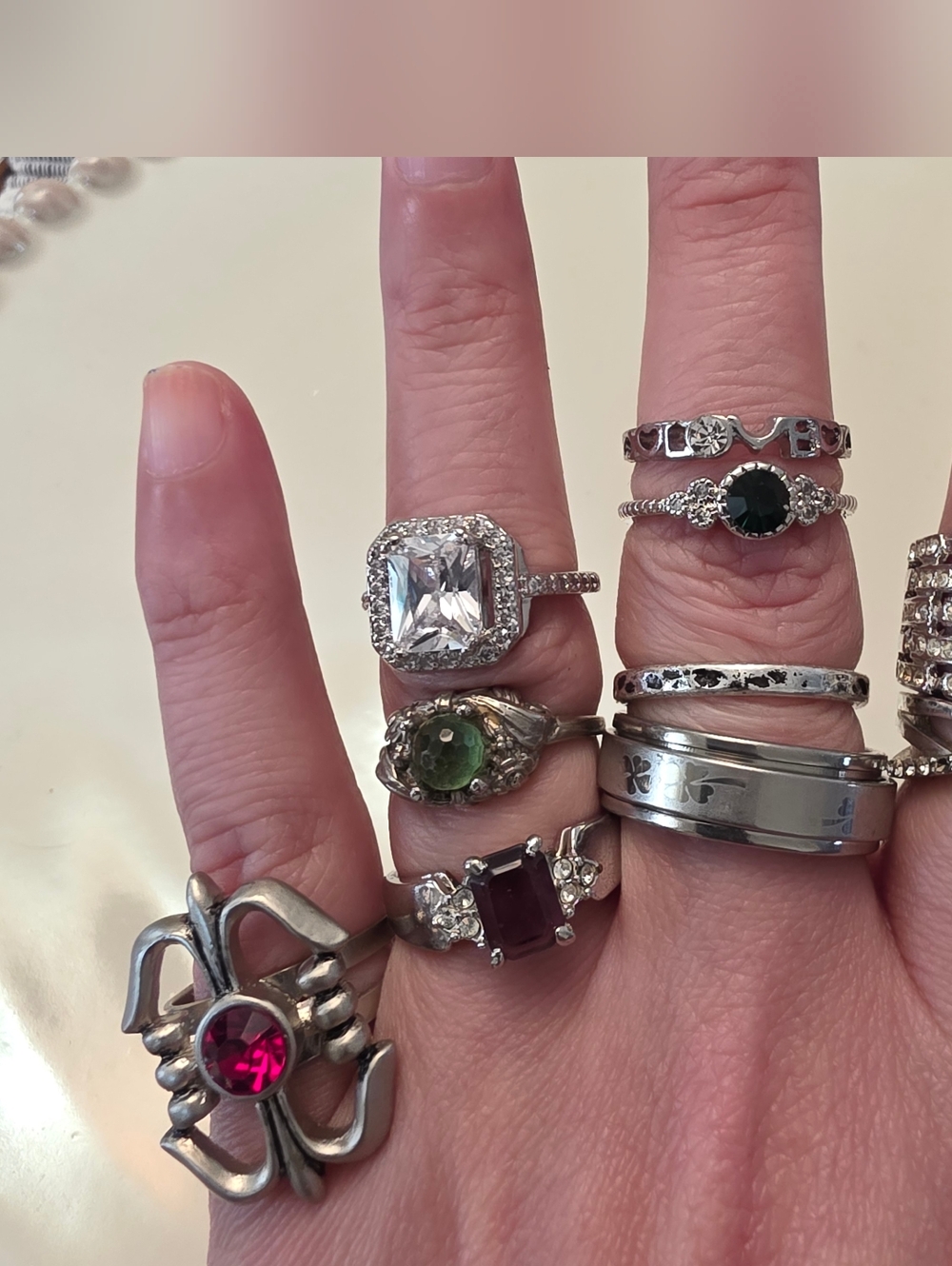 83 Piece Vintage Costume Ring Lot Bundle Estate - Picture 8 of 16